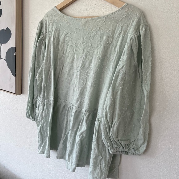 Anthropologie peplum top (L) - Picture 5 of 5